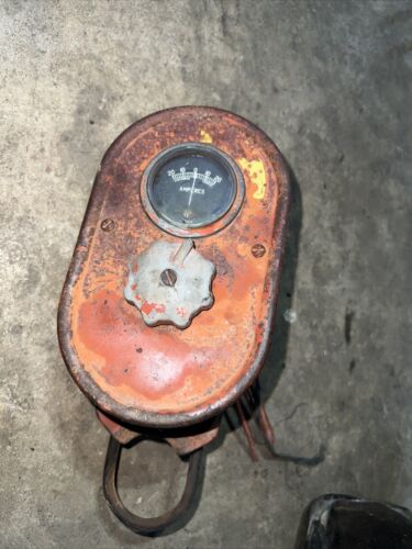 McCormick W9 WD9 Standard Wheetland Tractor Amp Box W/bracket Antique Tractor