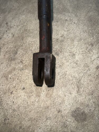 International W-400 TA Engagement Rod Antique Tractor