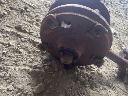 IHC Farmall F12 F14 Front Spindle W/Hubs Antique Tractor