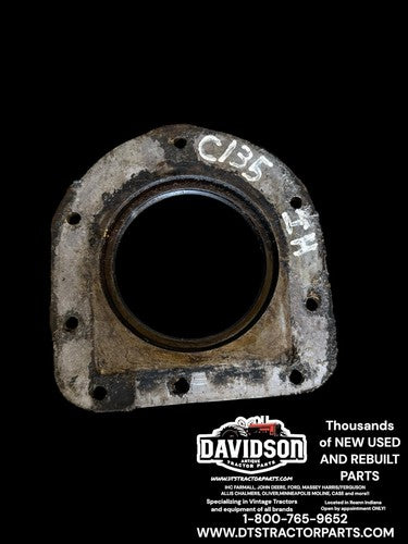 International 504 Utility C 153 Engine Rear Oil Seal Retainer 377996R2 Tractor