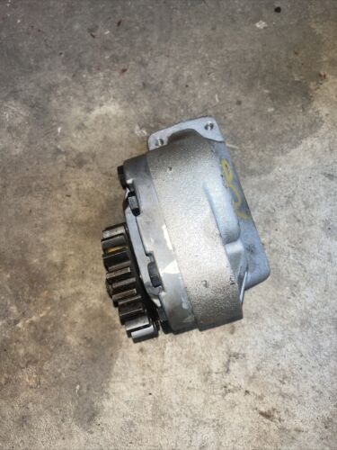 International Farmall  MCV 1066 Power Steering MCV Hydraulic Pump 391353R92