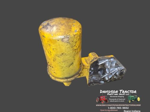 Used John Deere filter head RE500133