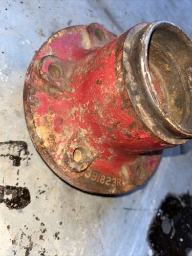 International Hub-front Wheel 6 Bolt 391823R11