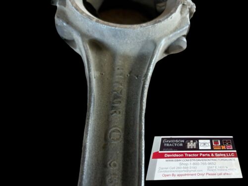 USED JOHN DEERE B TRACTOR ENGINE PISTION CONNECTING ROD B1770R
