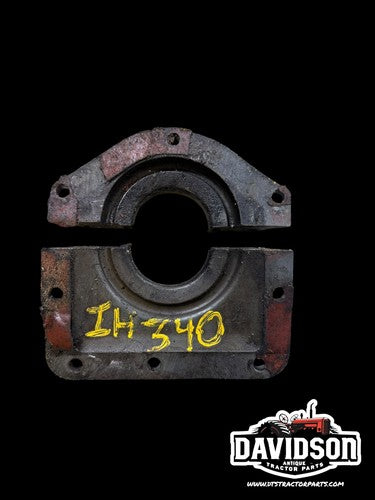 IH Farmall 340 Rear Crankshaft Seal Retainer Antique Tractor