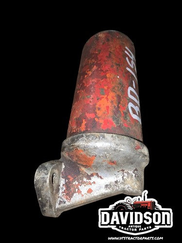 International Harvester 444 B275 Diesel Oil Filter Canister and mount IH BD154