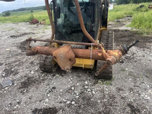 International W-400 Front Axel Assembly Antique Tractor