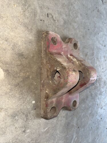 International 656 Bracket-link 525644R1