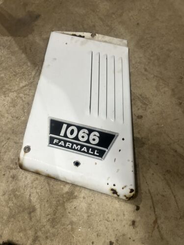 IH FARMALL 1066 1466 ECT LEFT RADIATOR SIDE PANEL