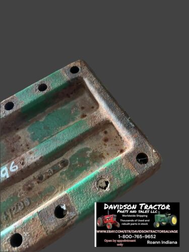 R41296 John Deere Fender Bracket