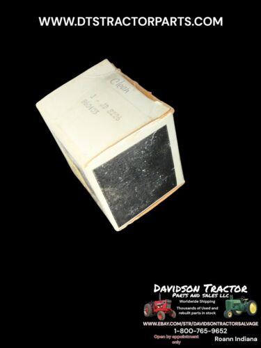 Genuine John Deere JD8226 Bearing Cup New Old Stock