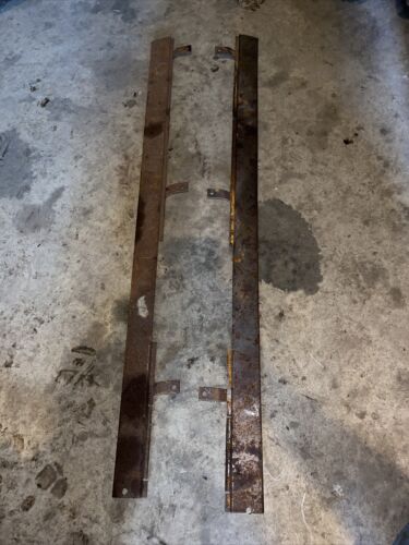 International 364 354 Tractor Under hood skirts PAIR