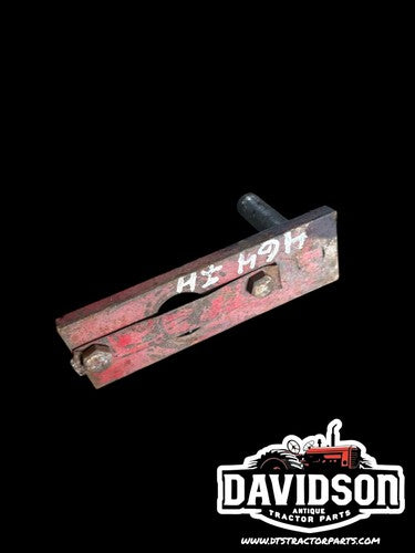 405579R1 IH International 464 Front Axel Bracket Antique Tractor