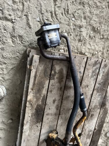 International IH Farmall 444 Hydraulic Pump W/ Line Assembly