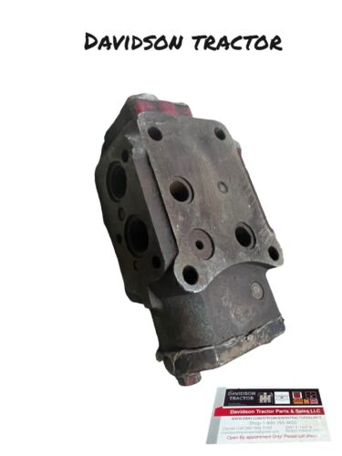 IHC Farmall Hydraulic Block Antique Tractor