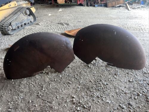 IHC Mccormick W9 Diesel fenders pair Antique Tractor