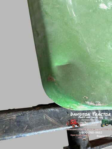 AR32690 Front Side Panel Left Hand Fits John Deere 4000 4010 4020 Tractors