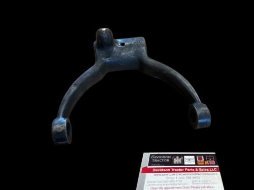 USED JOHN DEERE 60 TRACTOR PTO POWER SHAFT CLUTCH SHAFT YOKE A4557R
