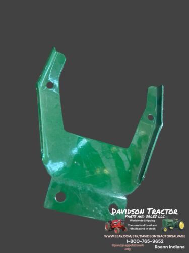 Seat Bracket Lower for John Deere 2010 2510 2520 3010 3020 4000 4010 4020 4030