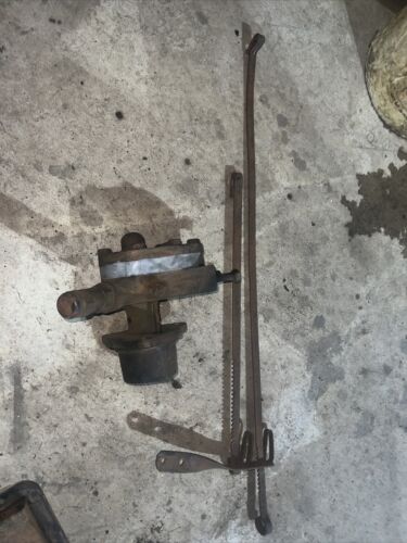 Farmall F12 Lift All Hydraulic Pump W/control Handles Antique Tractor  4885-DA