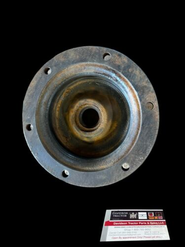 John Deere M186T Housing Antique Tractor