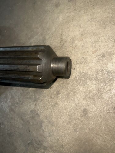 57270-DA IHC Farmall M Main Transmission Shaft/Pinion Antique Tractor
