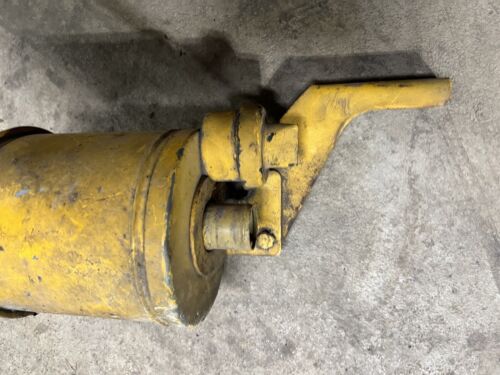 Farmall Cub Low Boy 154 Air Cleaner