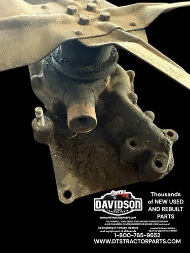 GOOD USED WATER PUMP JOHN DEERE TRACTOR 1010 2010 GAS & DIESEL AT11918 R12712