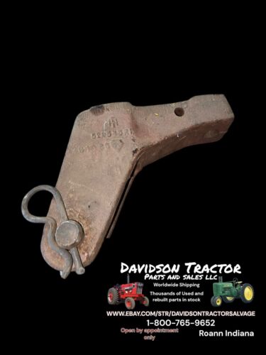 IH International Harvester 584 Lower Link bracket