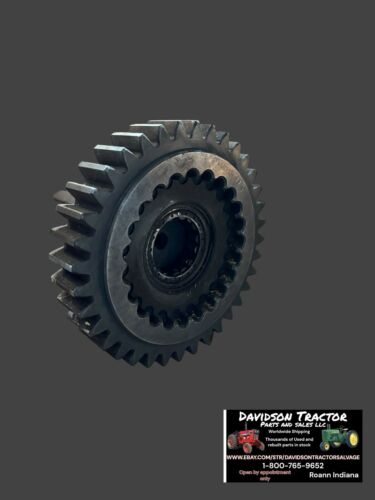 JOHN DEERE 620 630 TRANSMISSION DRIVE & SHAFT GEAR A5572R AA6523R
