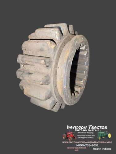 John Deere 720 730 sliding gear shaft drive F2621R