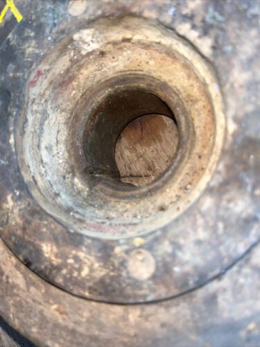 International 504 diesel Utility Tractor engine motor crankshaft crank pulley