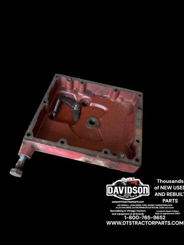 1970 Farmall IH 826 Tractor Transmission Shift Cover Plate 399045