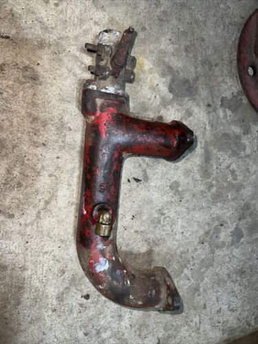 751614R1 International B275 S/N to 17288A with BD144 Engine Intake Manifold
