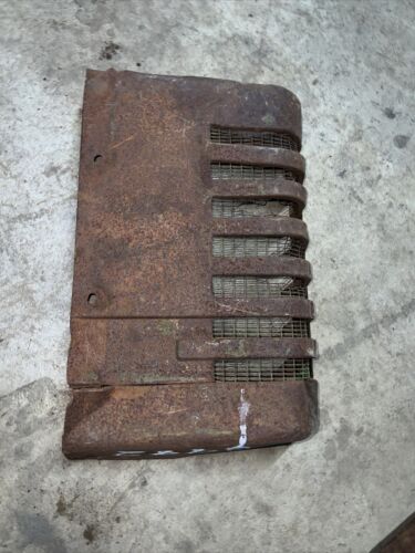 JOHN DEERE B GRILL GRILLE WITH SCREEN LEFT HAND ORIGINAL