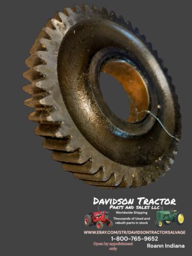 John Deere 240 Skid Steer Loader Engine Idler Gear T26322