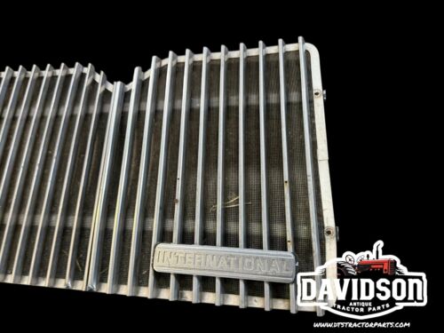 International 9100 9200 9400 Late Model Semi Grill