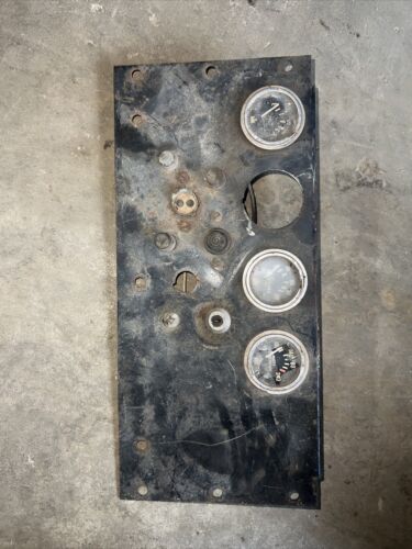 IH International Harvester 574 674 Dash Panel