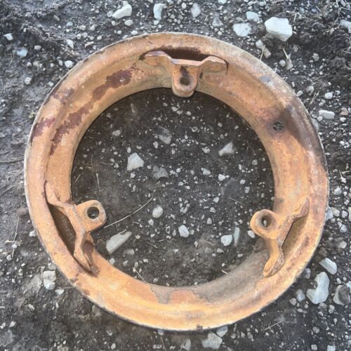 IHC Farmall M-450 Front Rim Antique Tractor