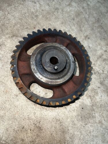 IH 8121-DB Idle Gear Antique Tractor
