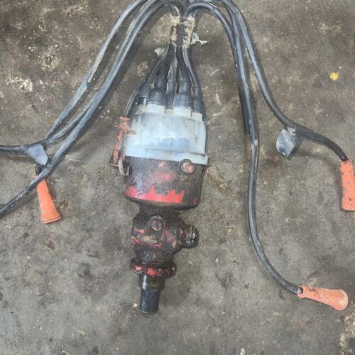 Farmall IH 460 560 tractor engine motor distributor drive w/ tachometer drive