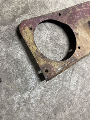 International IH 424 Tractor Upper Grille Headlight Panel Antique Tractor