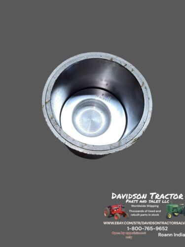 Genuine John Deere RE19832 Cylinder Kit 410C 510C 610C New Old Stock