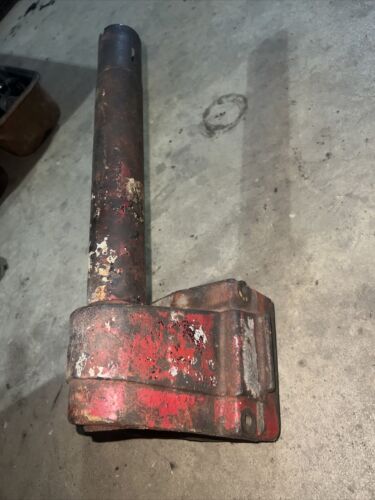Farmall 300 350 400 450 tractor steering shaft main holder bracket
