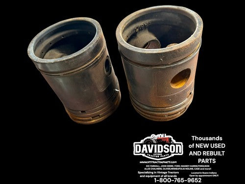 John Deere Unstyled A A61R STD Piston Pair Antique Tractor