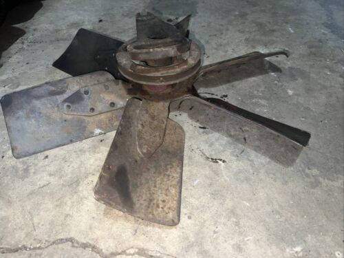 Farmall 706 Diesel D IH Tractor engine motor fan w/ belt drive pulley & mount