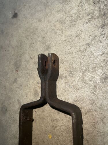 Farmall C IH tractor clutch throw out carrier Antique Tractor