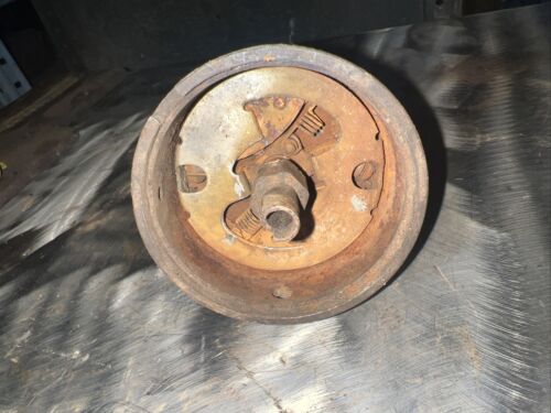 IHC Farmall 353898R1 Parts Distributor