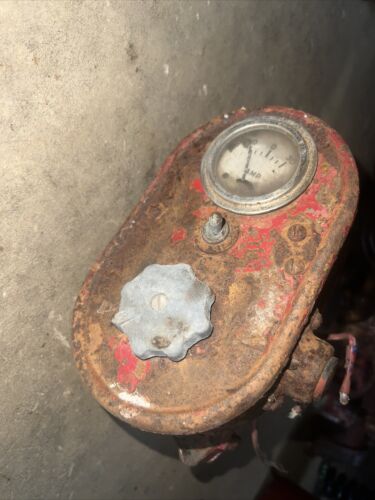 McCormick W9 WD9 Standard Wheetland Tractor Amp Box W/bracket Antique Tractor