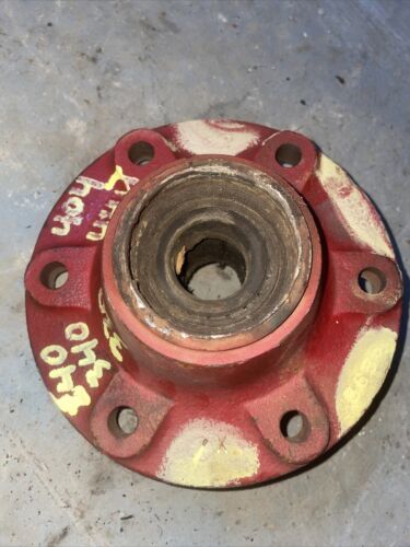 Farmall International Harvester 240 340 330 404 444 Front Axel Hub